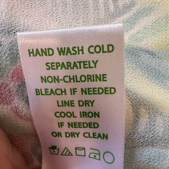 HTF   EUC Lilly Pulitzer Payge off the shoulder  Dress Size Medium  🦄🦄🦄 - Picture 2 of 10